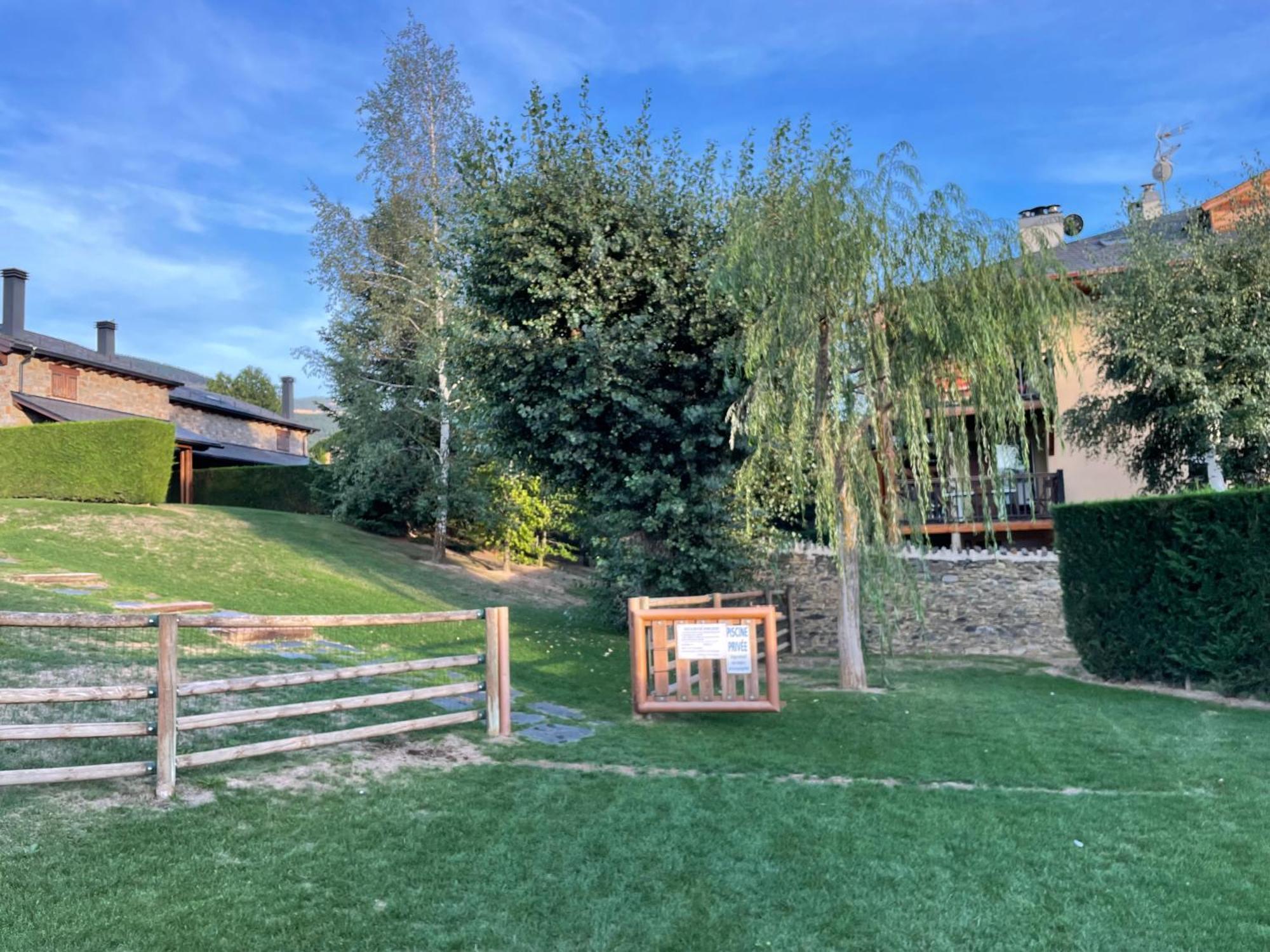Apartamento Renovado Con Jardin Privado, Parking ,Wifi Y Piscina Osséja Eksteriør billede