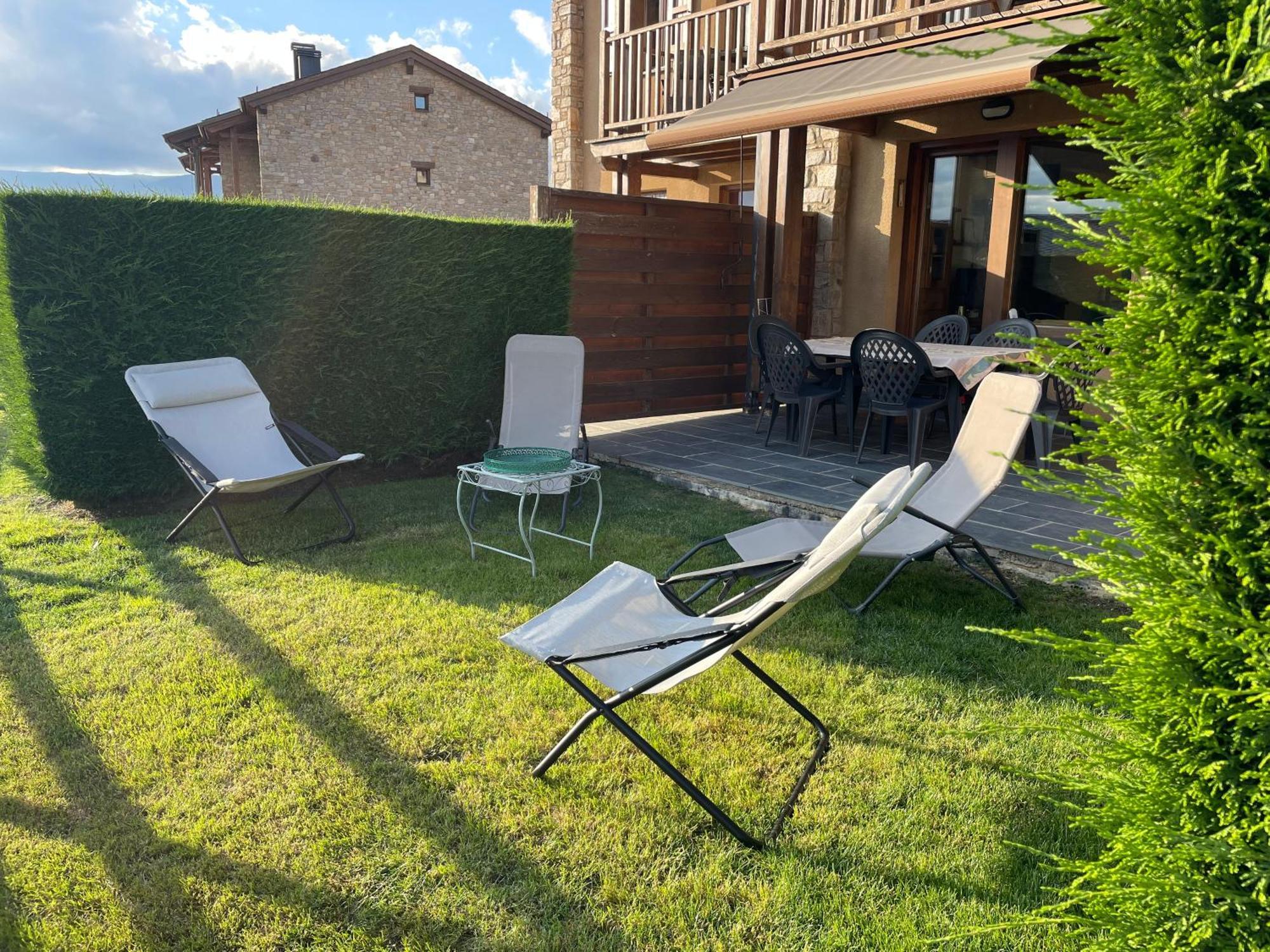 Apartamento Renovado Con Jardin Privado, Parking ,Wifi Y Piscina Osséja Eksteriør billede